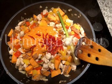 Красный карри с рисом - шаг 6