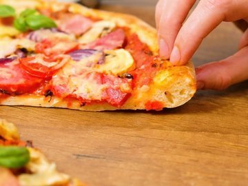 Тесто для пиццы мягкое и пышное