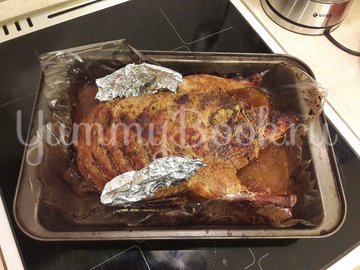 Запечённая утка в медово-горчичном маринаде - шаг 8
