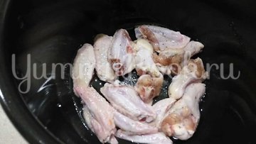 Тушеная капуста с курицей в мультиварке - шаг 4
