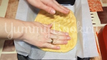 Кудрявый пирог с вареньем из песочного теста - шаг 5