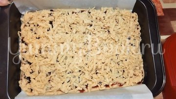 Кудрявый пирог с вареньем из песочного теста - шаг 8