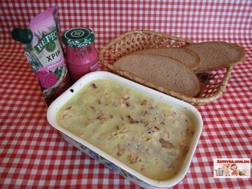 Домашний холодец со свининой и петухом